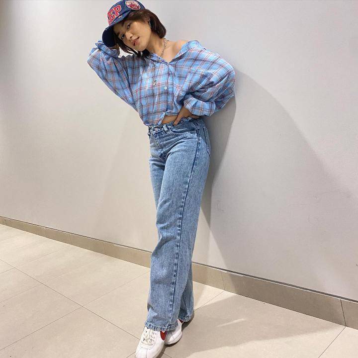 Outfit edgy ala Ashira Zamita (instagram.com/ashirazamita)
