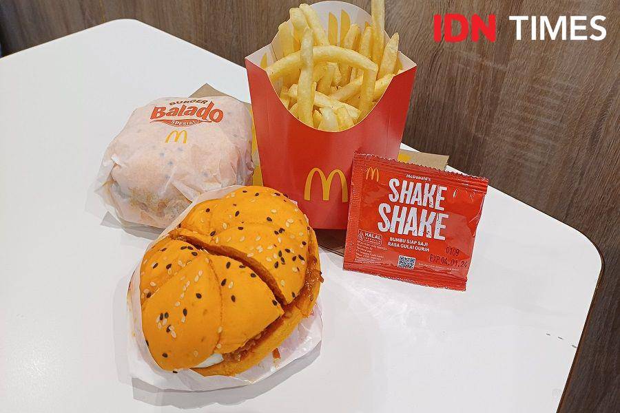 Menu ini rasa kita McD (IDN Times/Dhiya Awlia Azzahra)