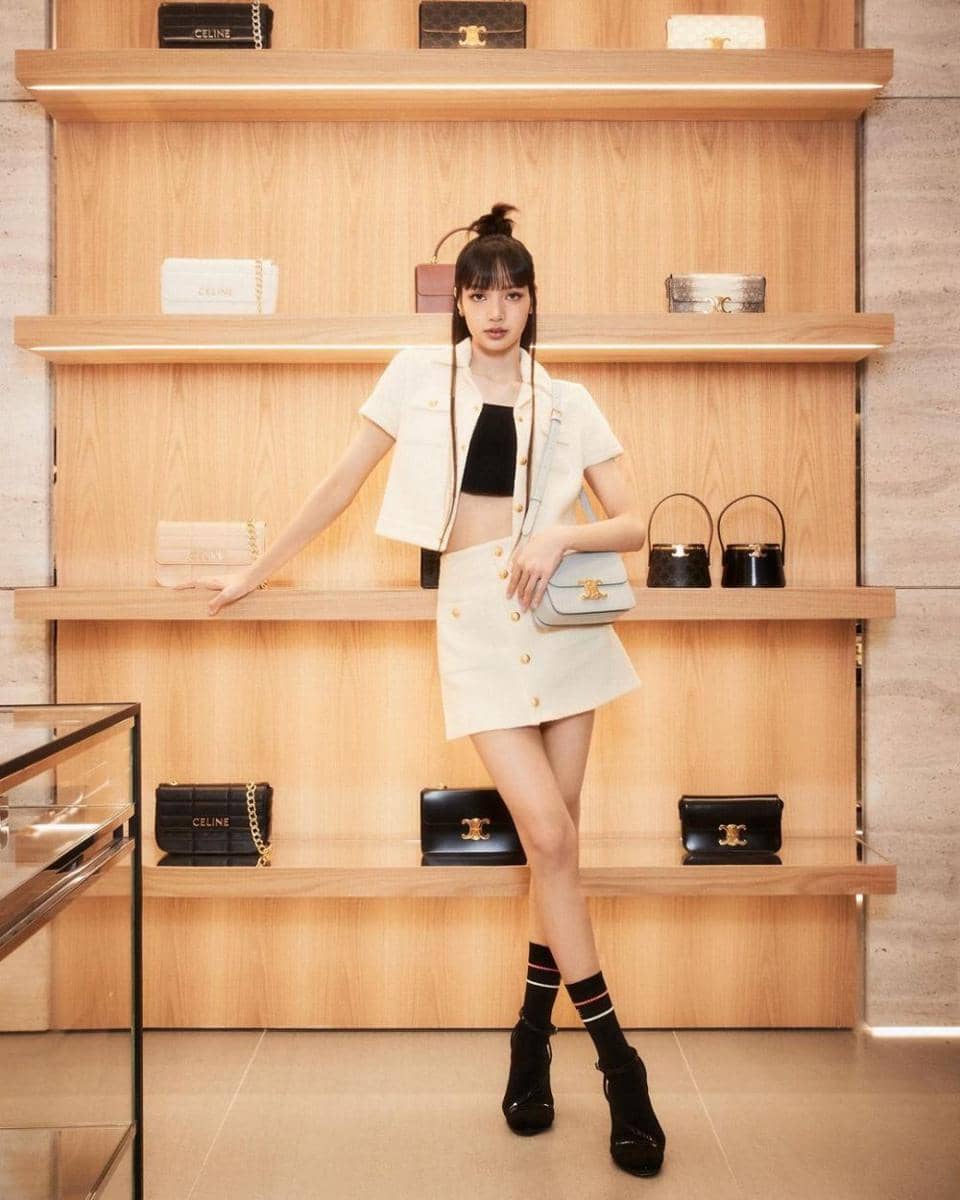 ide mix and match rok ala Lisa BLACKPINK (instagram.com/lalalalisa_m)