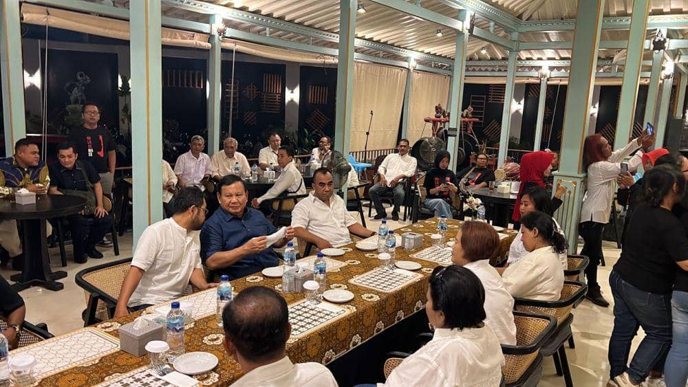 Relawan Jokowi dan Gibran Ketemu Prabowo di Solo Usulkan Nama Cawapres
