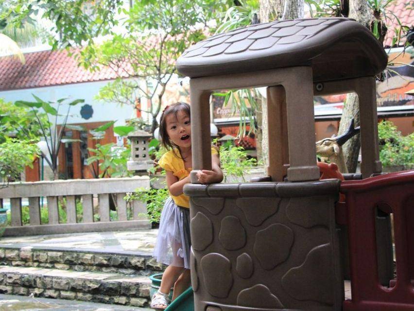 wahana ramah anak di Hotel Salak The Heritage. (instagram.com/hotelsalak)