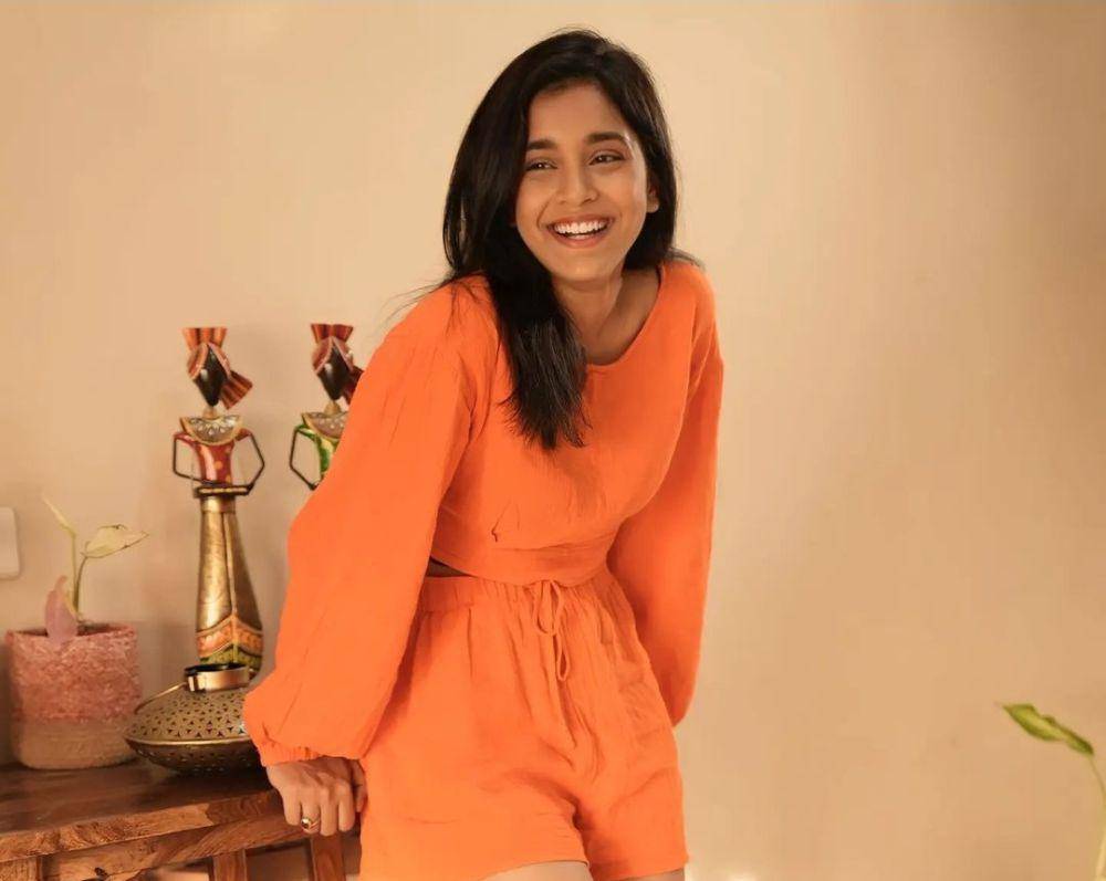 Potret Sumbul Touqeer pemeran Mehtab dalam Jodha Akbar (instagram.com/sumbul_touqeer)