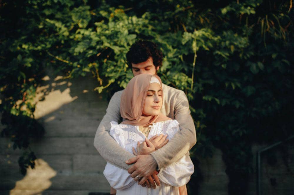 ilustrasi pasangan romantis (pexels.com/PNW Production)