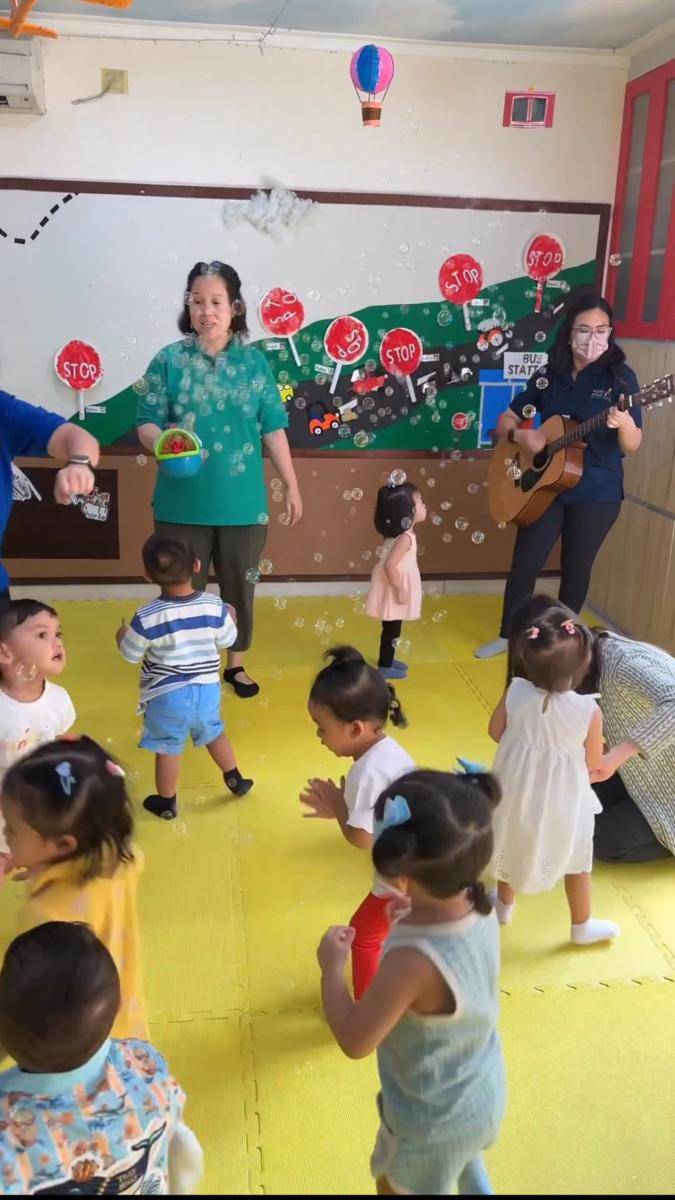 hari pertama baby Guzel masuk sekolah (instagram.com/guzelimalisyakieb)