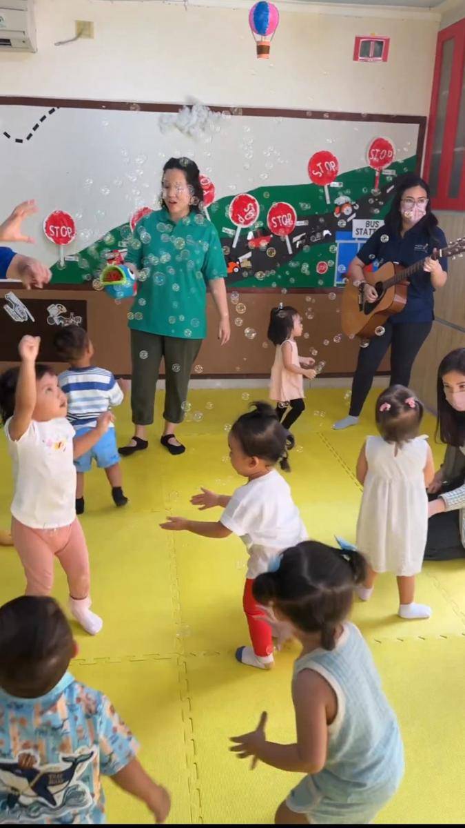 hari pertama baby Guzel masuk sekolah (instagram.com/guzelimalisyakieb)