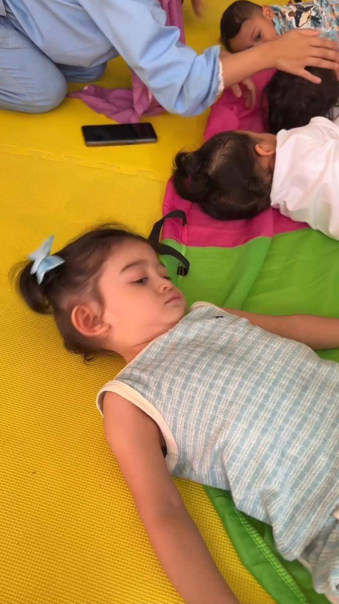 hari pertama baby Guzel masuk sekolah (instagram.com/guzelimalisyakieb)