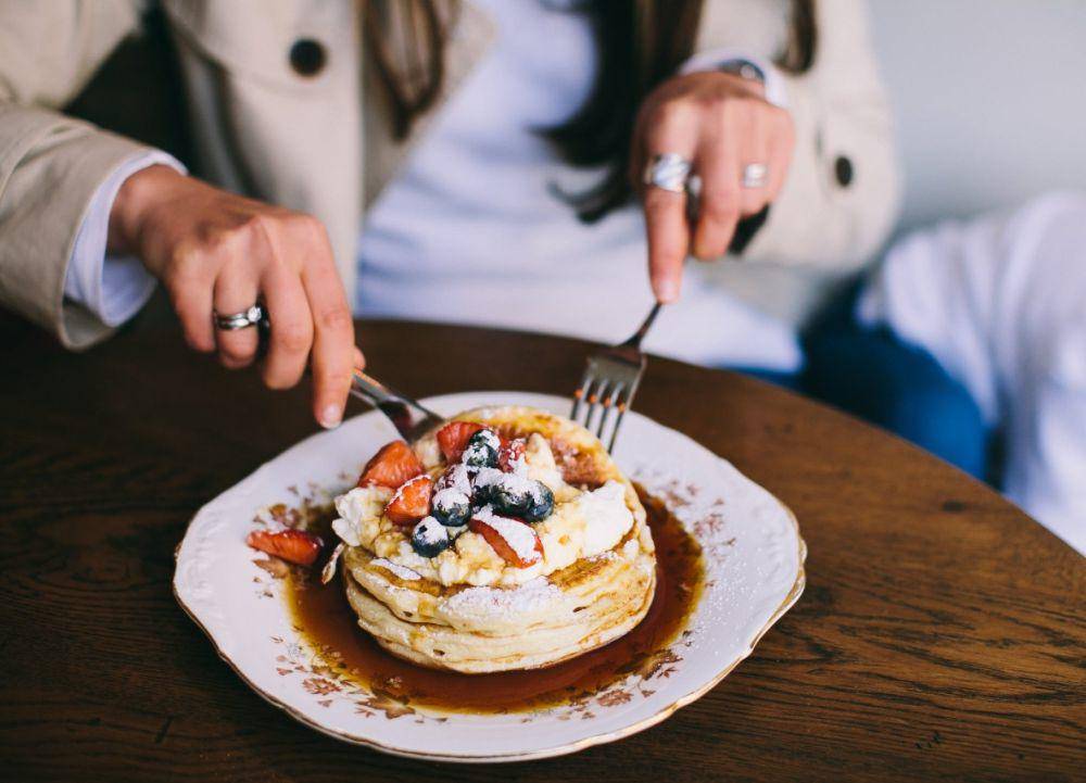 Gula dapat memicu peradangan sehingga memperburuk eksim (Pexels.com/Lina Kivaka)