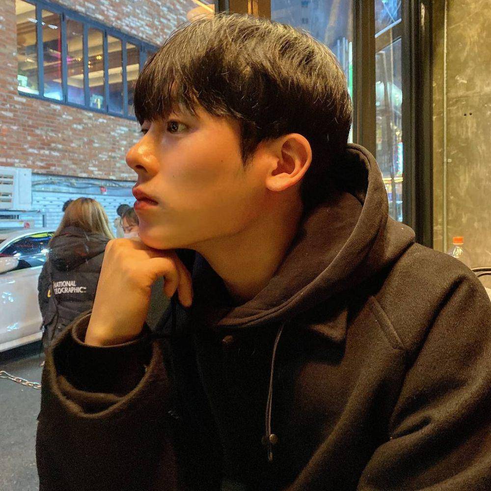 Lee Jung Ha (instagram.com/jungha.km)