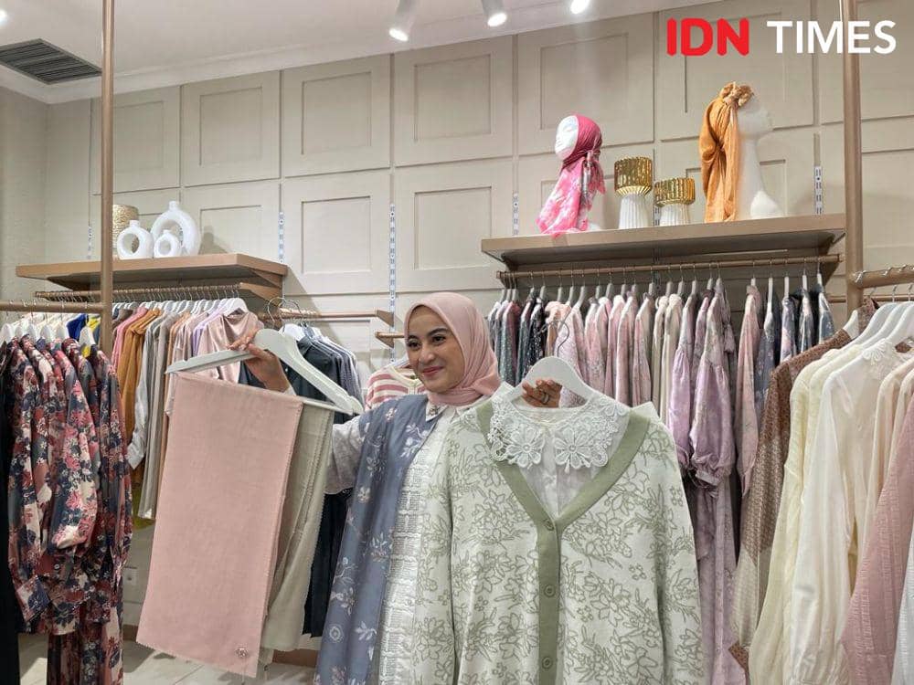 Opening store Zyta Delia. (10/8/23) (IDNTimes/Dina Fadillah Salma)
