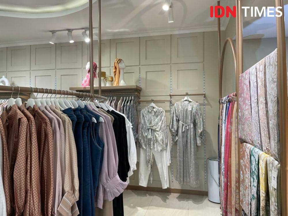 Opening store Zyta Delia. (10/8/23) (IDNTimes/Dina Fadillah Salma)