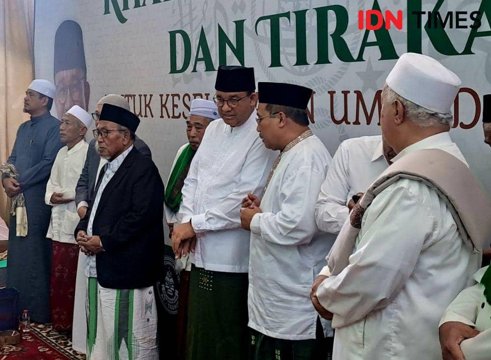 Sowan ke Ponpes Sidosermo, Anies Baswedan Disodori 6 Nama Bacawapres