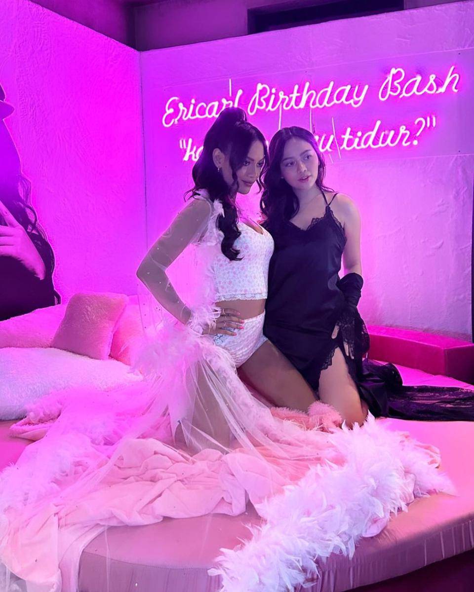 momen Rachel Vennya di pesta ulang tahun Erika Carlina (instagram.com/rachelvennya)