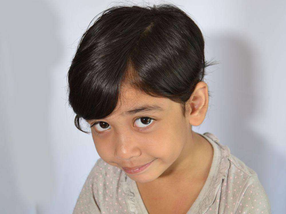 Comma hair anak cowok (pinterest.com)