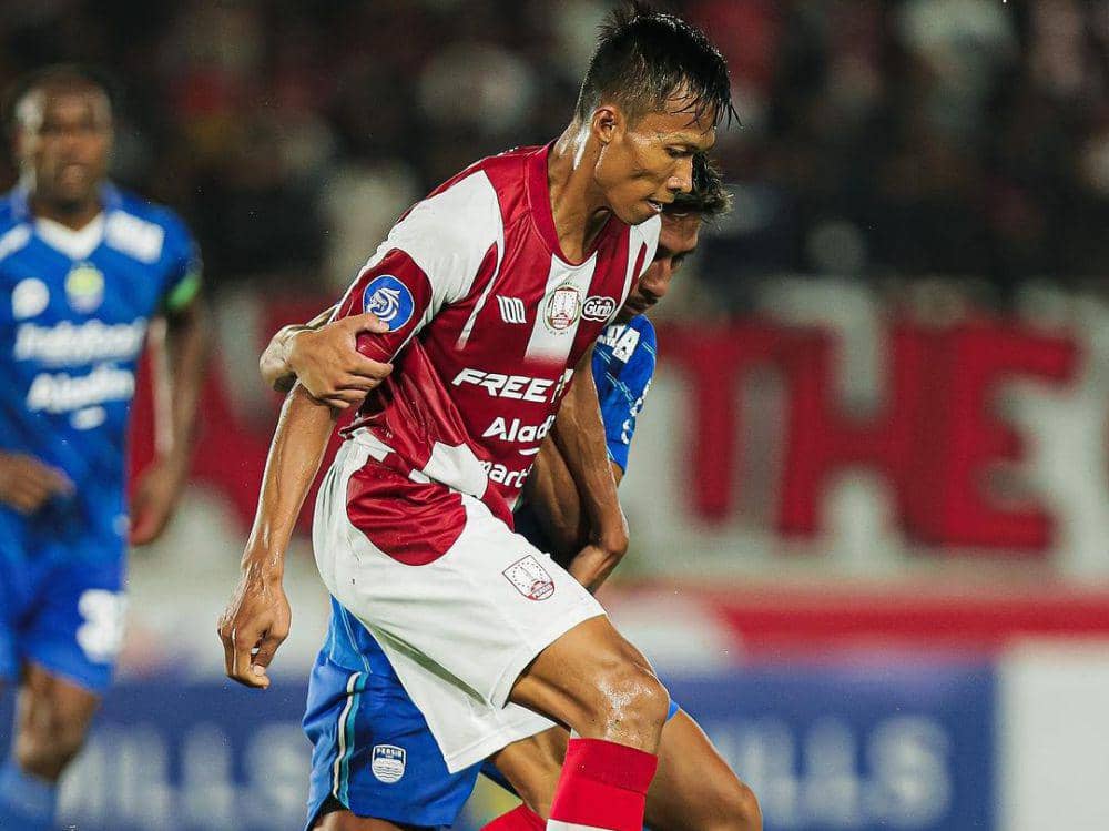 Persis Solo saat menghadapi Persib Bandung pada putaran pertama Liga 1 Indonesia 2023/2024. (instagram.com/persisofficial)