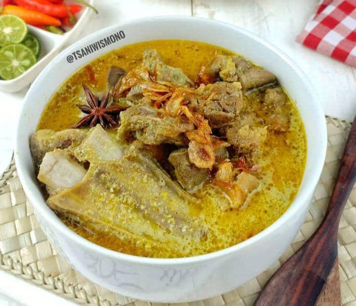 Gulai Kambing (instagram.com/tsaniwismono)