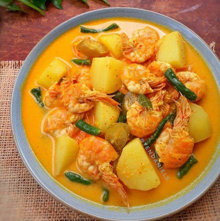 Kuah Lemak Udang Kentang (instagram.com/yendaniels)