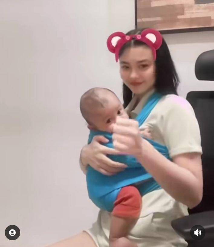 Cesen Istri Marshel (Instagram.com/marshel_widianto)
