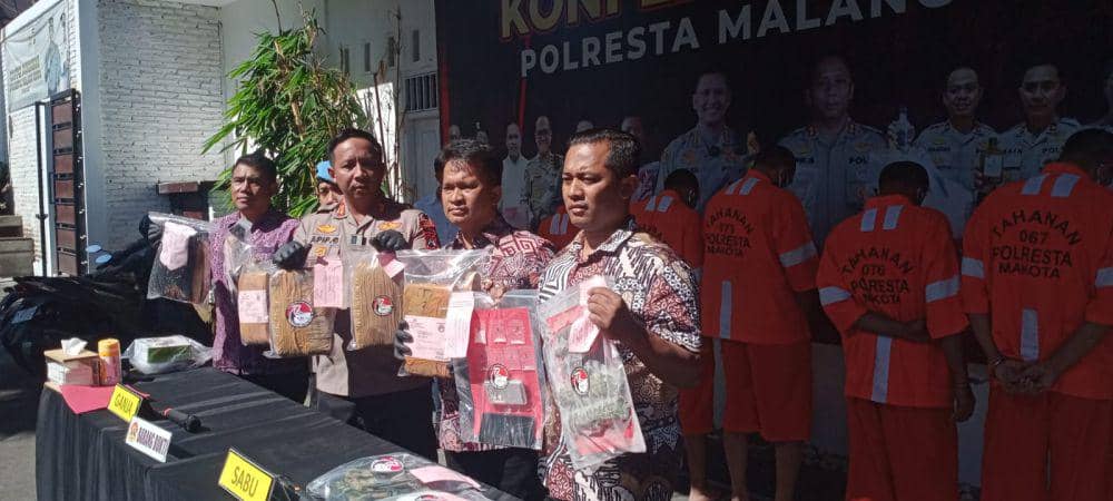 Konferensi pers kasus narkoba di Mapolresta Malang Kota. (IDN Times/Rizal Adhi Pratama)