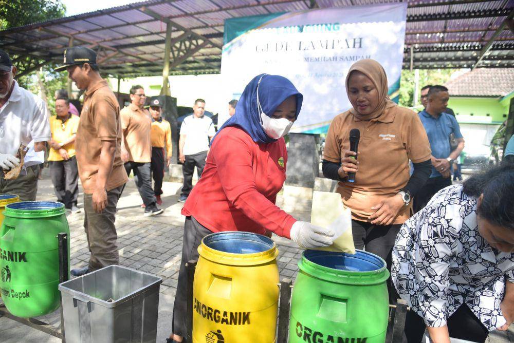 Tekan Sampah, Program Gede Lampah Diluncurkan di Depok Sleman