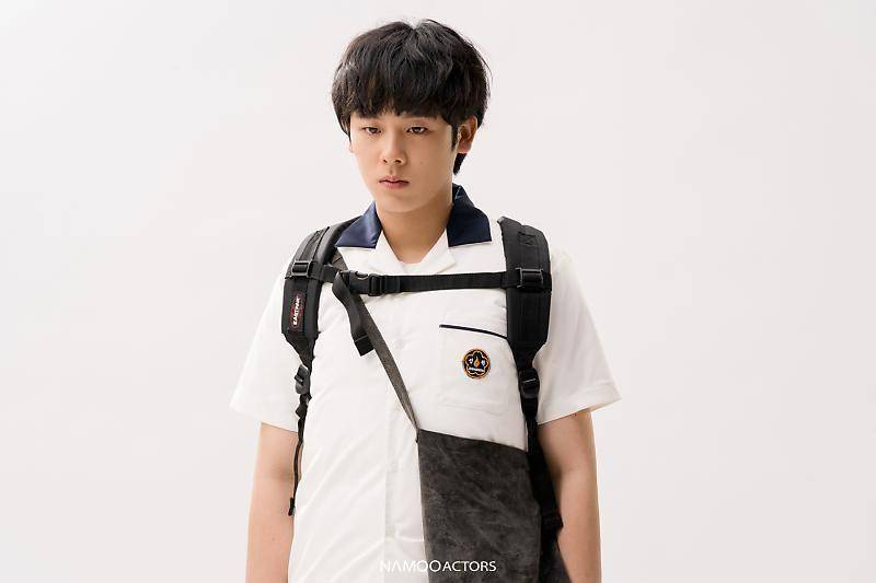 cuplikan Lee Jung Ha di balik layar drakor Moving (post.naver.com/나무엑터스)