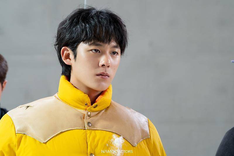 cuplikan Lee Jung Ha di balik layar drakor Moving (post.naver.com/나무엑터스)