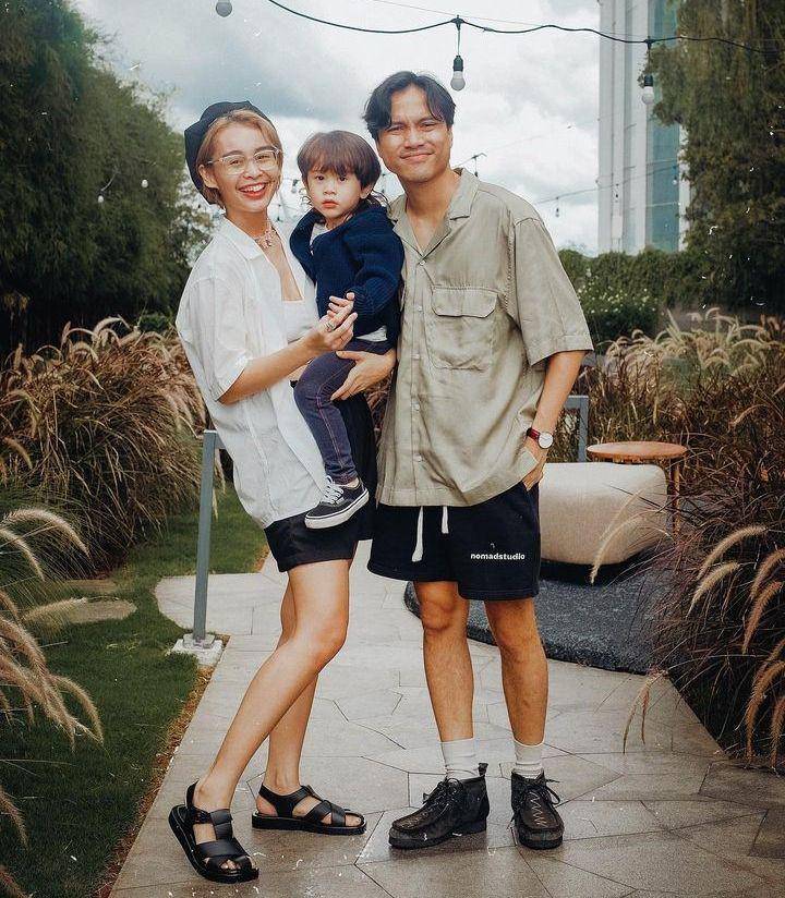 Conchita dan anaknya (Instagram.com/conchizzlin)