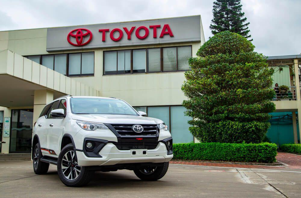 Persiapan untuk Pemilik Mobil Baru, Sudah Tahu Biaya Pajak Fortuner?