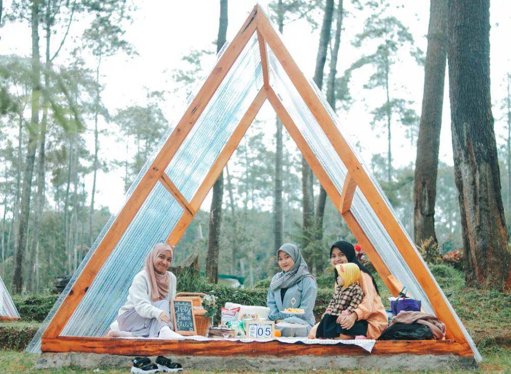 Taman Wisata Kebon Pines (instagram.com/kebon_pines)