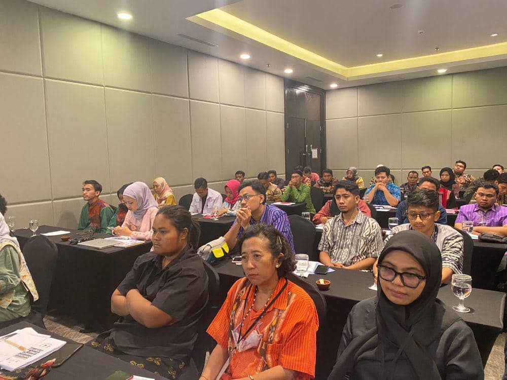 Dispar NTB Dorong Pelaku Usaha Tingkatkan Kualitas Ekraf