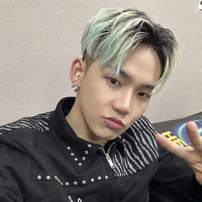 Hyunsuk TREASURE (twitter.com/treasuremembers)