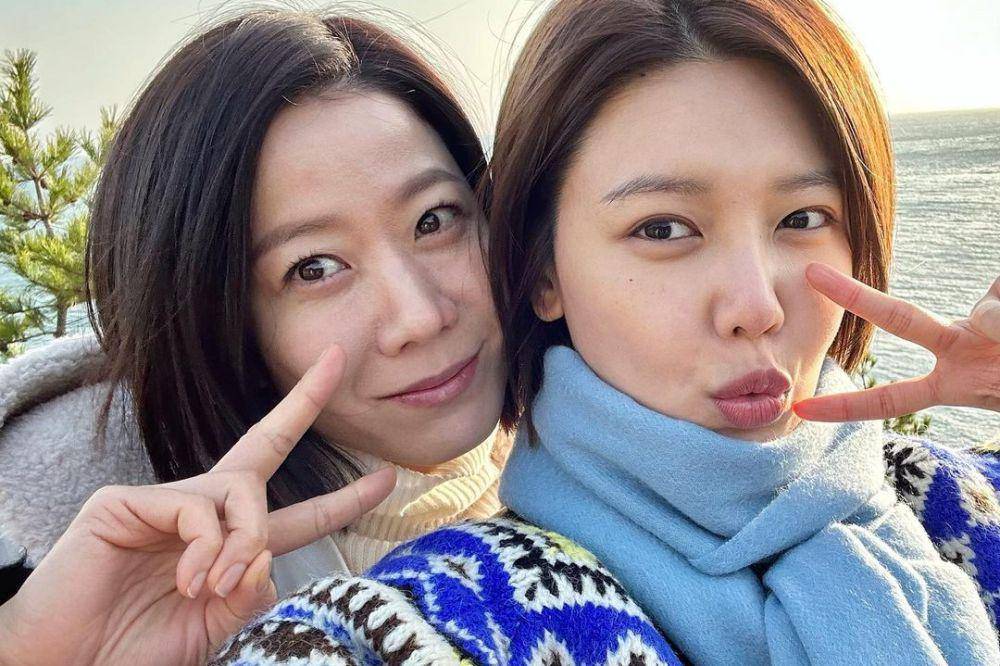 Jeon HyeJin-Sooyoung di balik layar Not Others (instagram.com/sooyoungchoi)