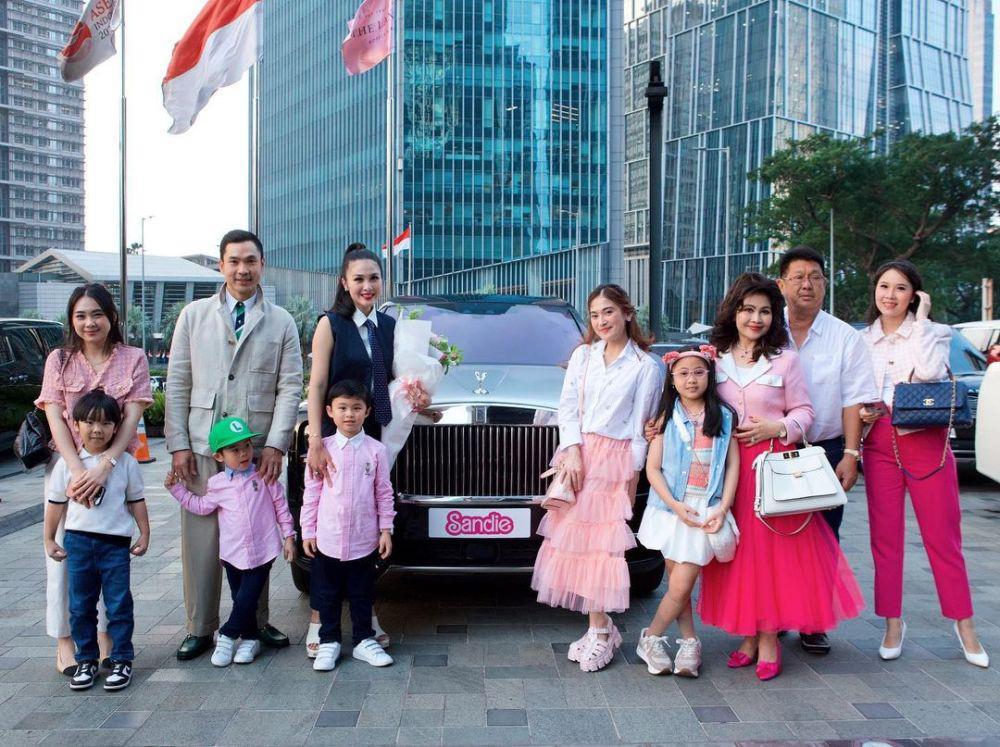 Rolls Royce Sandra Dewi dari Harvey Moeis Nunggak Pajak, Berapa?