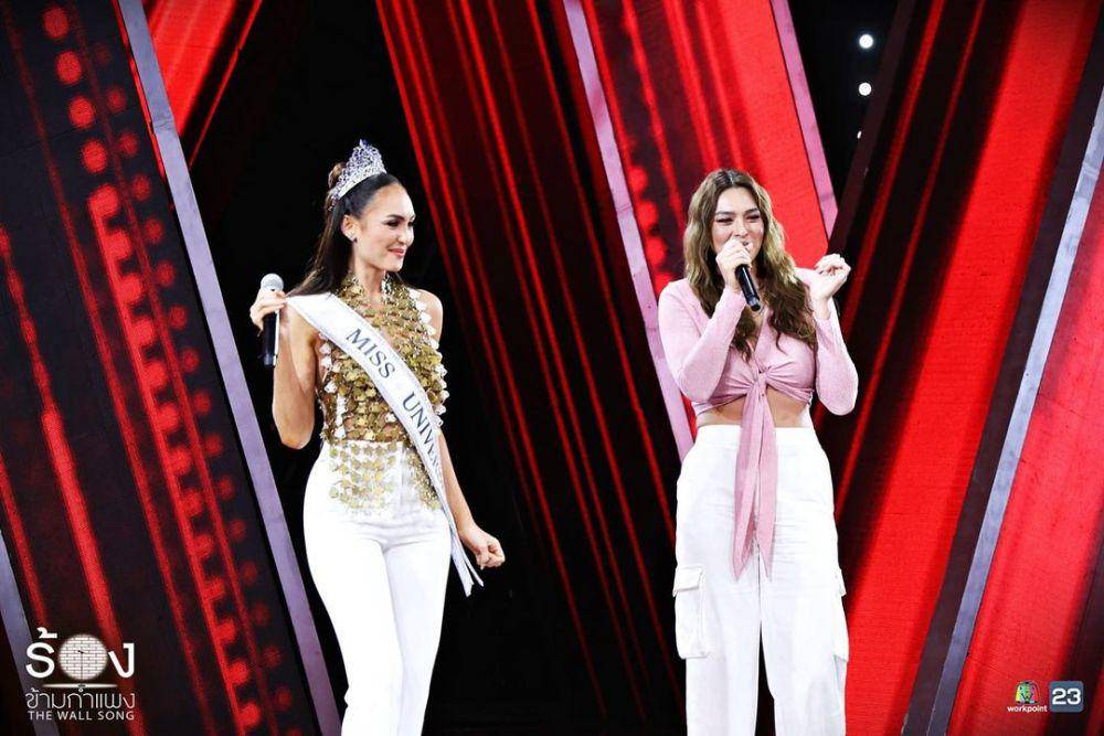 Potret Miss Universe 2022 saat Tampil di Acara The Wall Song of Thailand (Instagram.com/thewallsong_official)