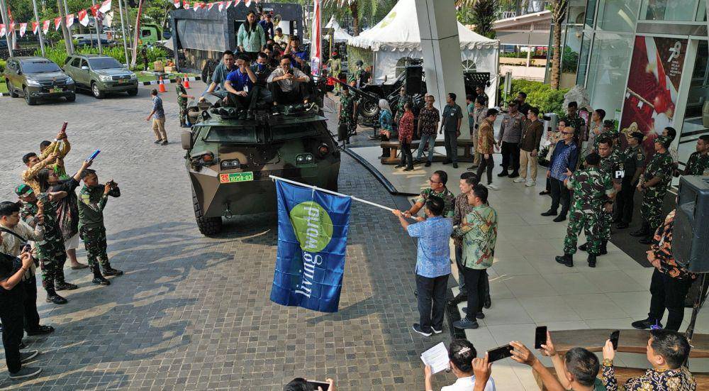 Living World Alam Sutera menyelenggarakan pesta rakyat dengan tema SEMARAK INDONESIA. (Living World Mall Alam Sutera)