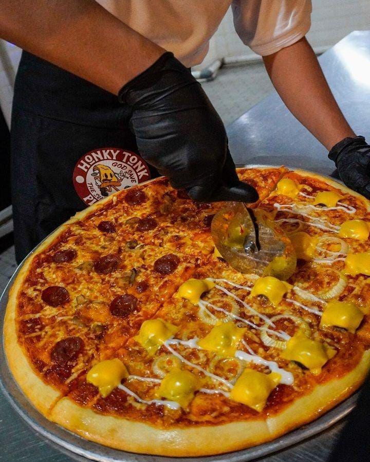 5 Rekomendasi Pizza Hits di Solo, Spesial dimasak Pakai Tungku!