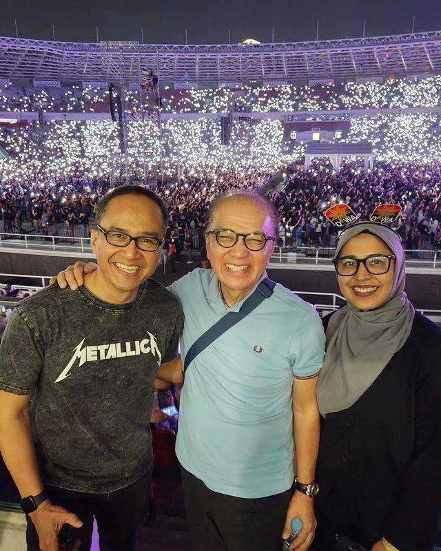 artis nonton Dewa 19 All Star di GBK (instagram.com/tantowiyahyaofficial)