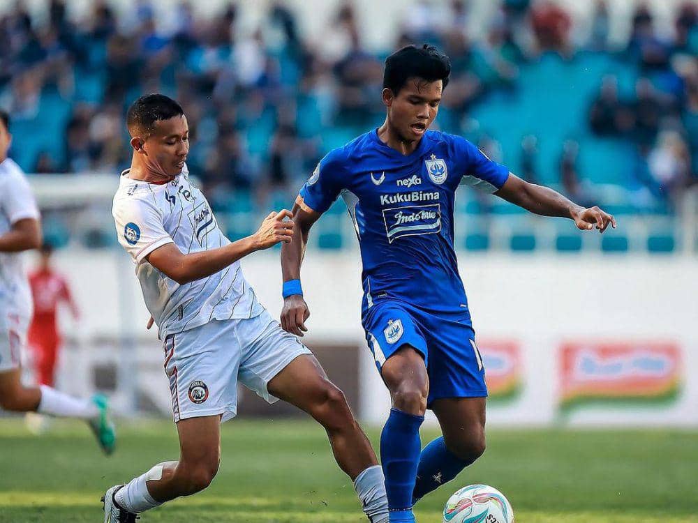 PSIS Semarang saat menghadapi Arema FC pada putaran pertama Liga 1 Indonesia 2023/2024. (instagram.com/psisfcofficial)