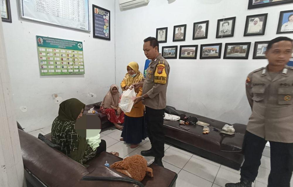 Bayi Perempuan Dibuang di Pinggir Jalan Bojonegoro