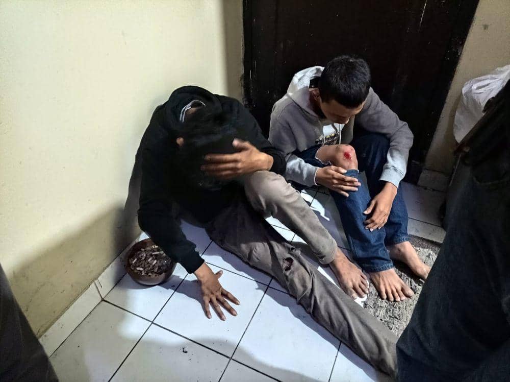 Dua remaja kedapatan bawa sajam diamankan warga.(Dok.Polres Bantul)
