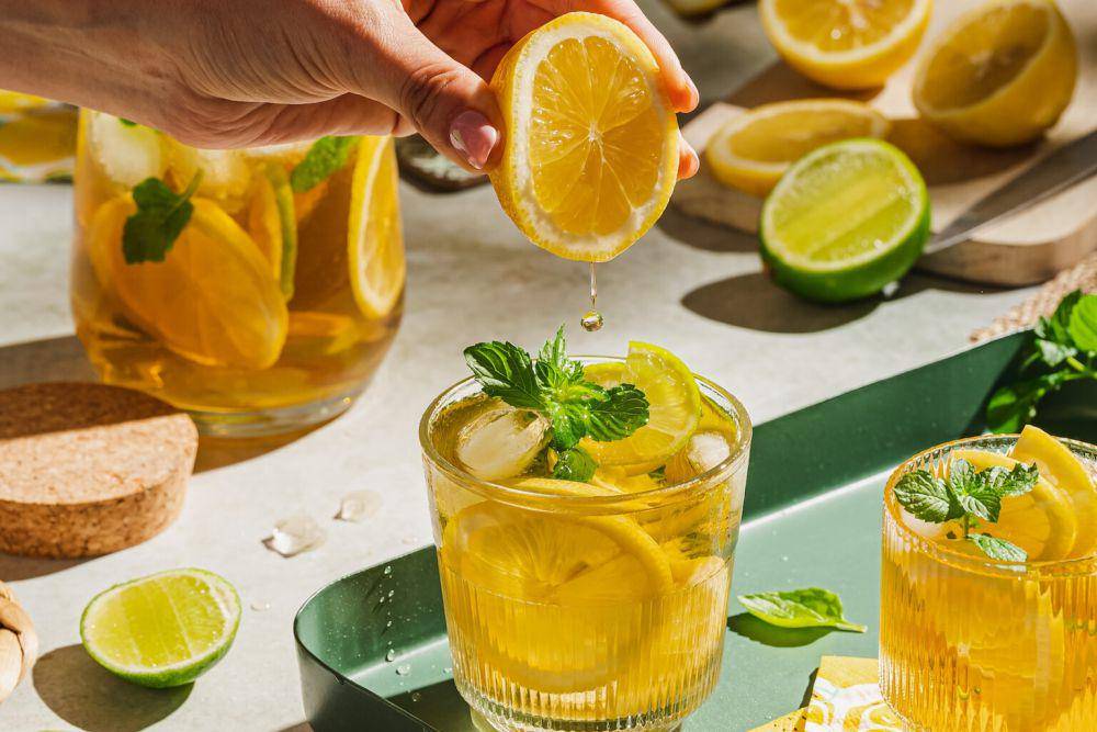 Ilustrasi jus lemon (unsplash.com/Svitlana)