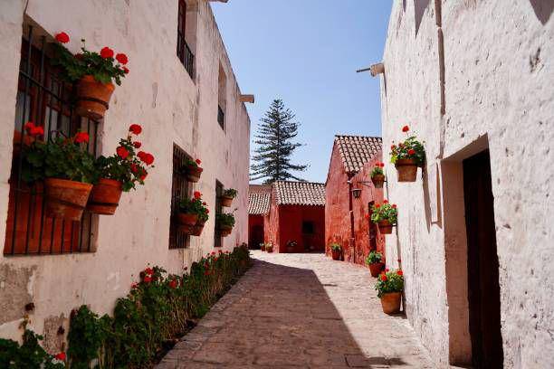 Monasterio de Santa Catalina di Arequipa, Peru (istockphoto.com/LucyCili)