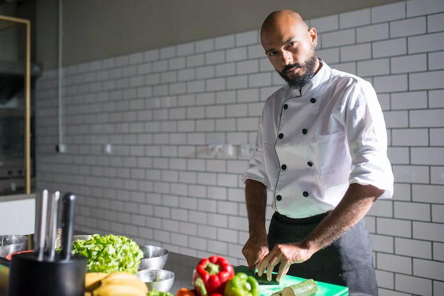5 Jenis Profesi Chef, Disesuaikan dengan Peran Masing-Masing