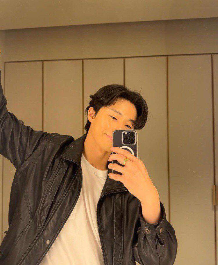 potret Park Seo Joon (instagram.com/bn_sj2013)
