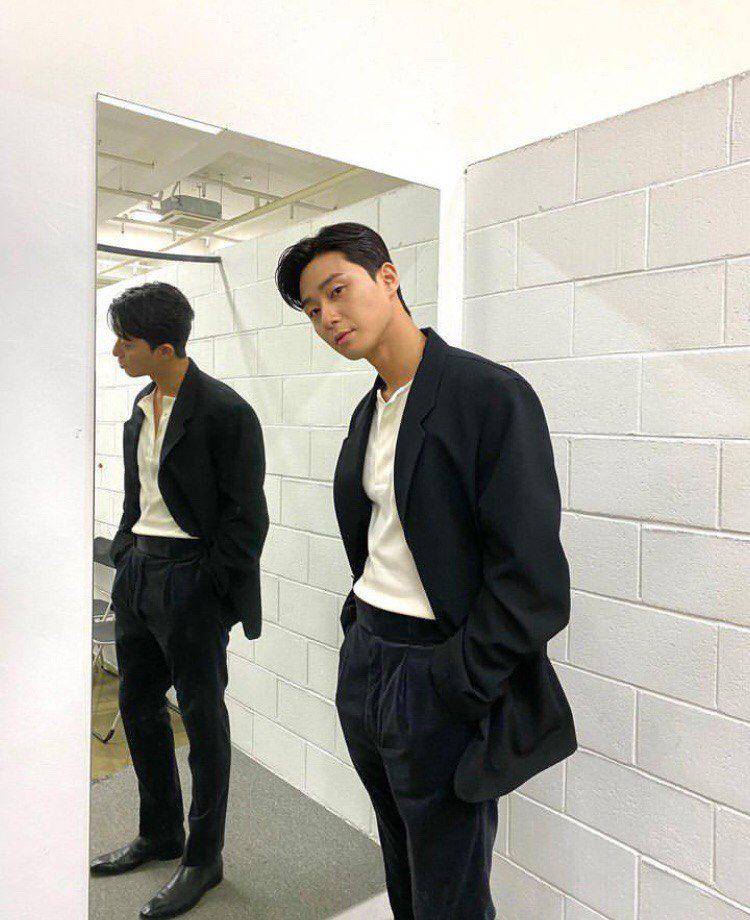 potret Park Seo Joon (instagram.com/bn_sj2013)