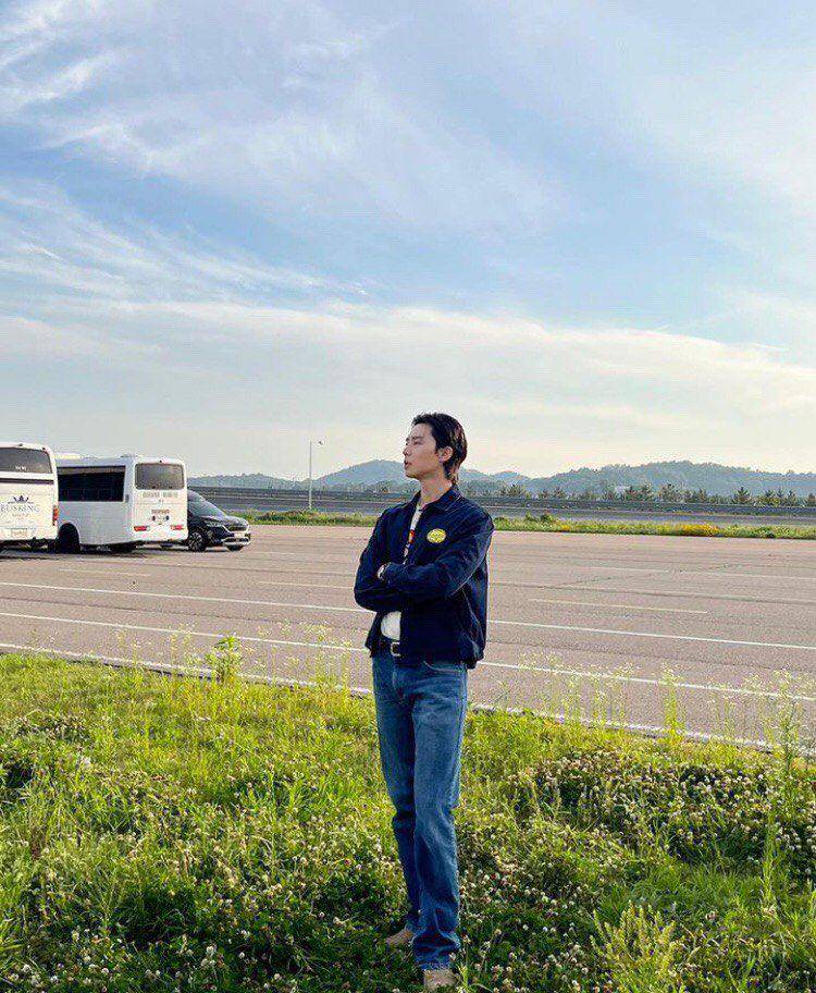 potret Park Seo Joon (instagram.com/bn_sj2013)