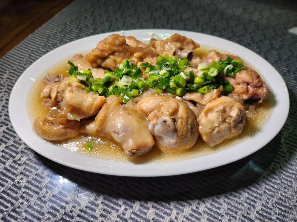 Resep Ayam Kukus Jahe Chili Oil ala Chef Willgoz, Rasanya Endul!