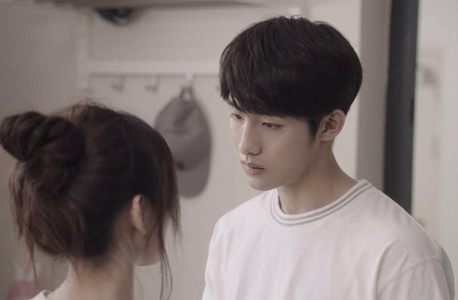 7 Sikap Romantis Winwin WayV di Dracin Sweet Games, Awas Baper!