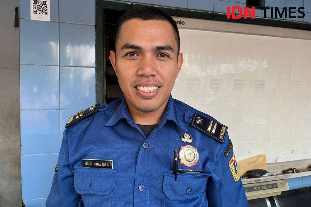 M Iqbal Rifai, Petugas Pemadam Kebakaran DKI Jakarta. (IDN Times/Aryodamar)