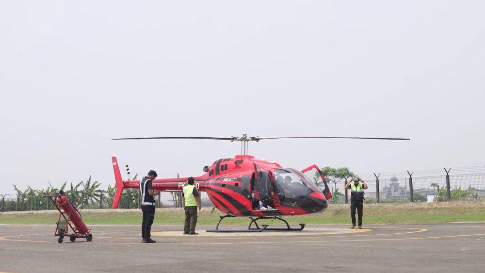Baim Wong ajak Kiano naik helikopter (YouTube.com/Baim Paula)