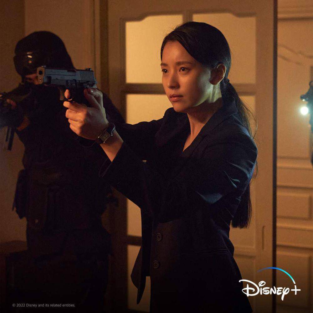 still cut drama Korea Moving (instagram.com/disneypluskr)